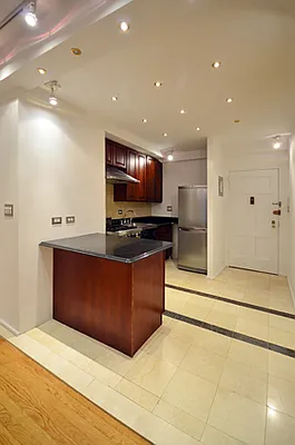 Rented by WAM Partners - William Moses Co. | media 19