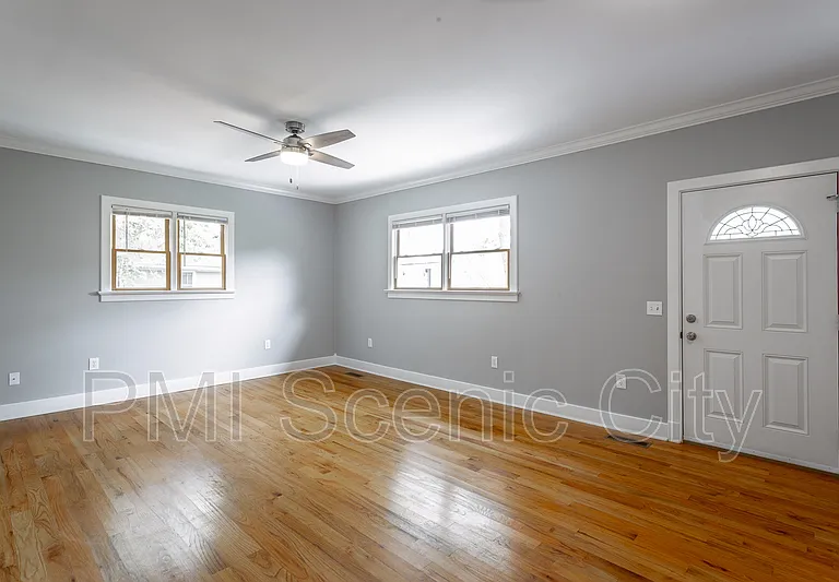 513 Lytle St — Photo 16