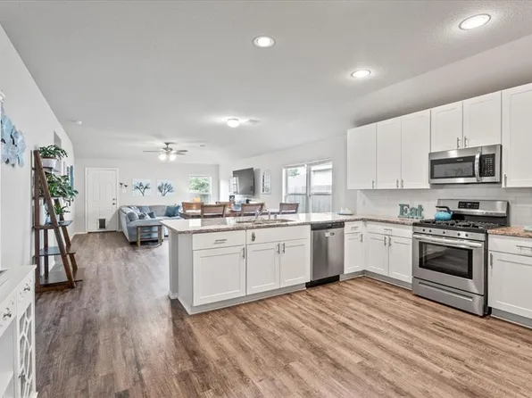 2032 Cedar Tree Court, Conroe, TX 77301