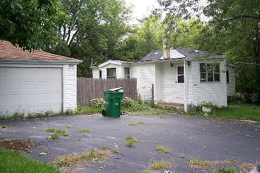 1st image of 37523 N Columbus Ave