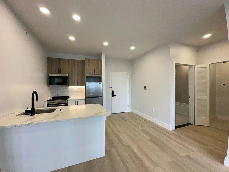306 Forrest St #62E — Photo 1