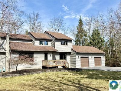 419 Main St, Gouldsboro, PA, 18424