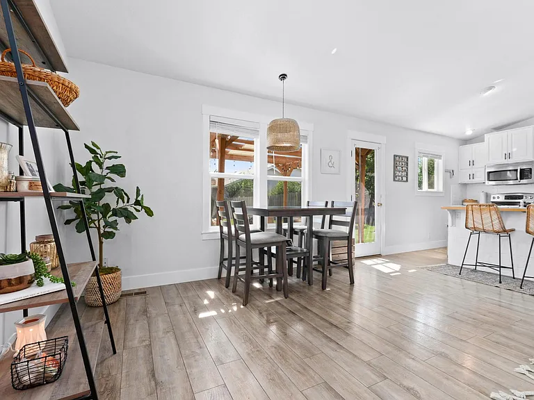 3659 E Wormwood Ct — Photo 4