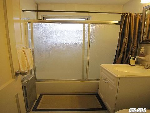 5th image of 984 Fenwood Dr APT 1