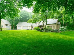 4 Scr Ln, Victor, NY 14564