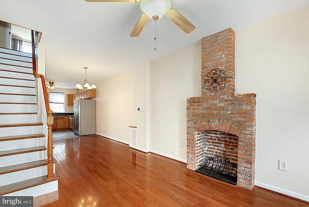Beautiful 2 Bedroom 2 Bathroom Federal Hill Town Home — Photo 4