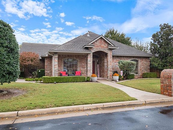 2nd image of 12505 Crystal Gardens Dr