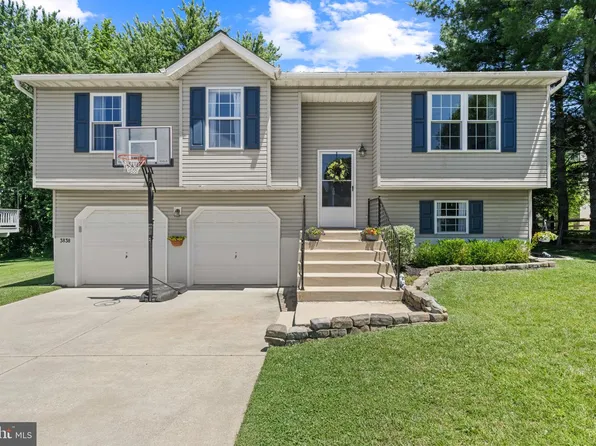 3838 Dakota Rd, Hampstead, MD 21074