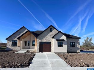 9601 Toma Rd, Lincoln, NE 68526