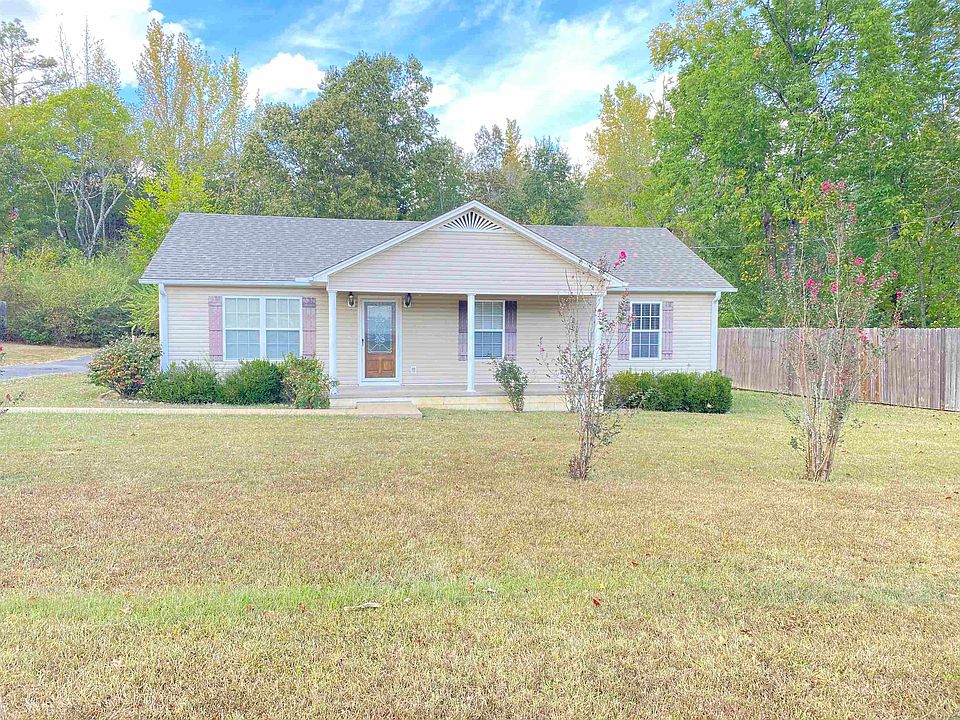 1st image of 260 Linden Ln