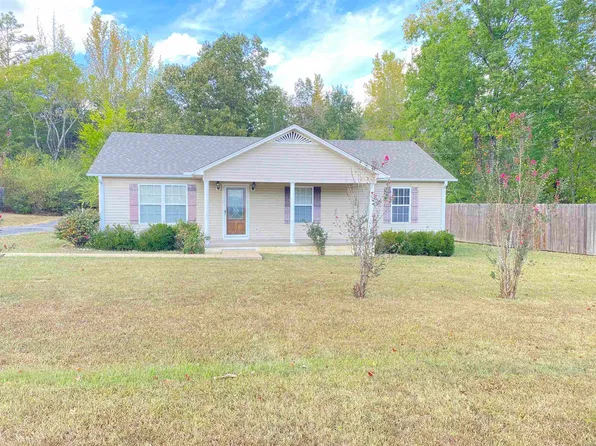 260 Linden Ln, Adamsville, TN 38310