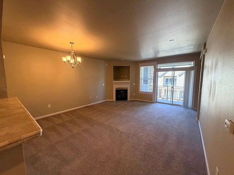 3640 Summerlinn Dr — Photo 4