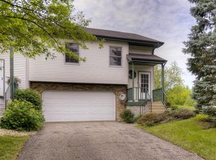 7280 Bren Ln, Eden Prairie, MN 55346