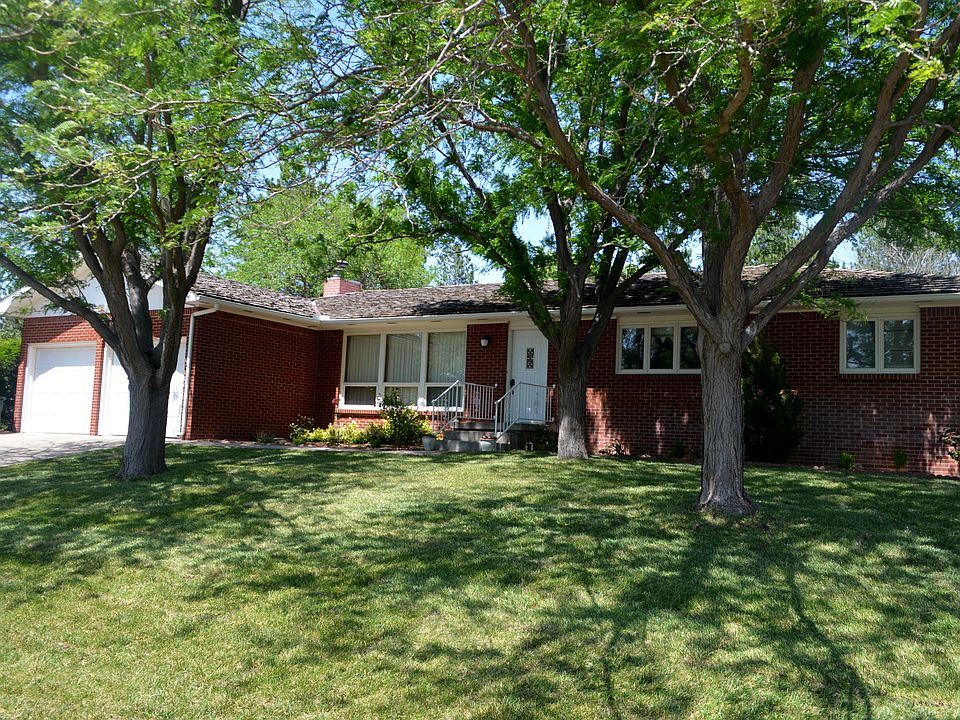 1st image of 1828 Debray Dr
