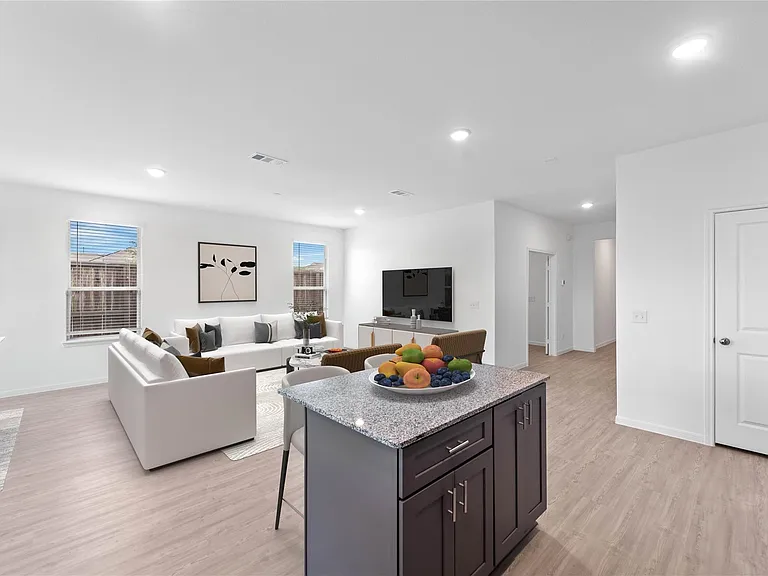 3111 Freiberger Ln — Photo 14