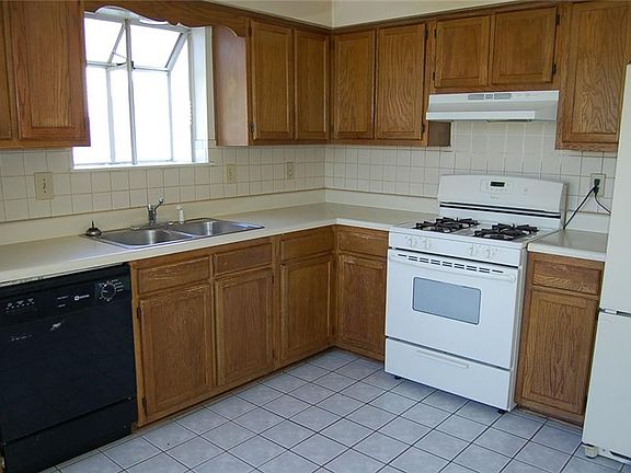 2nd image of 1276 Northvale Dr