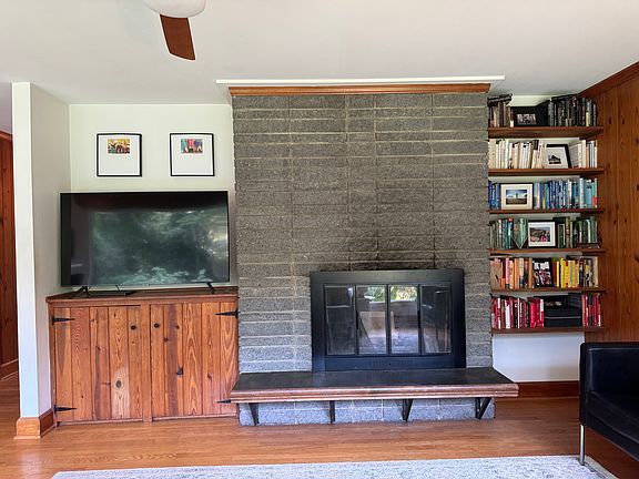 Fireplace with built ins