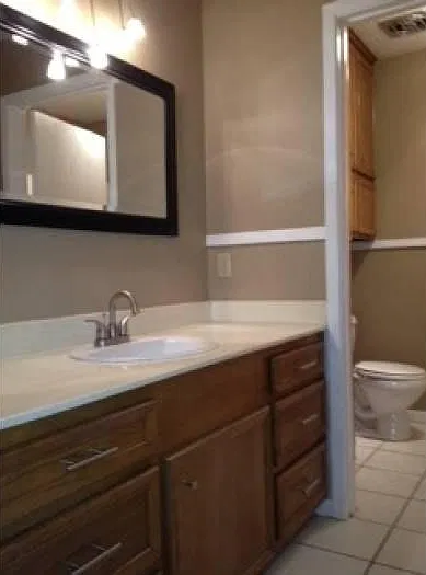3 bed, 1900 sqft, $1,840 — Photo 2