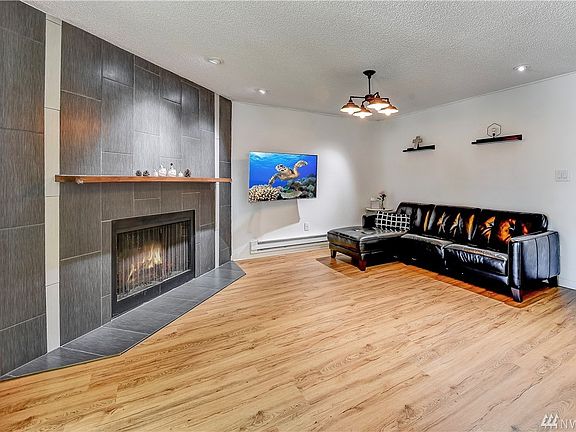 2nd image of 12818 SE 41st Ln Unit B203