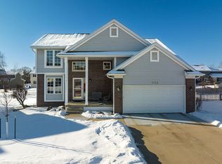 7123 Summerland Ridge Rd NE, Cedar Rapids, IA 52402