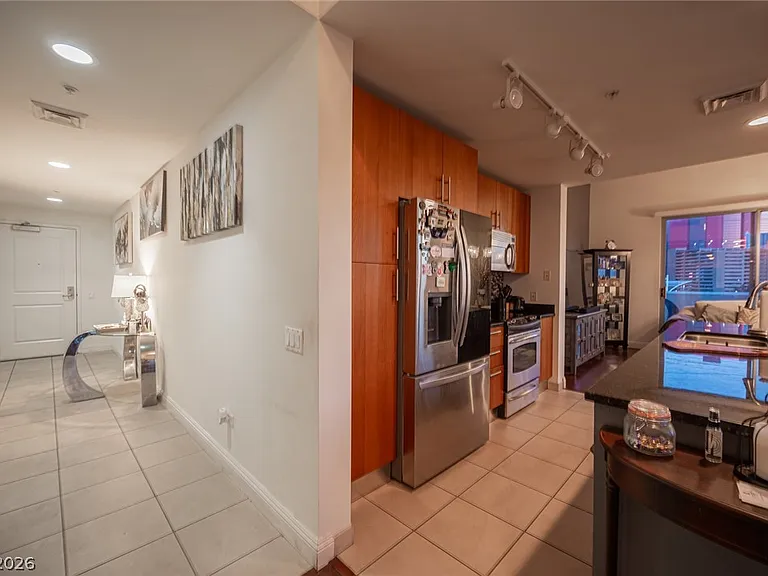 200 W Sahara Ave #501 — Photo 3