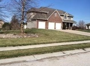 3324 S 217th St, Elkhorn, NE 68022