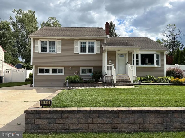 960 Woodlane Rd, Mount Holly, NJ 08060