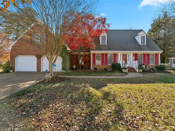 7746 Farmwood Rd, Gloucester Point, VA 23062