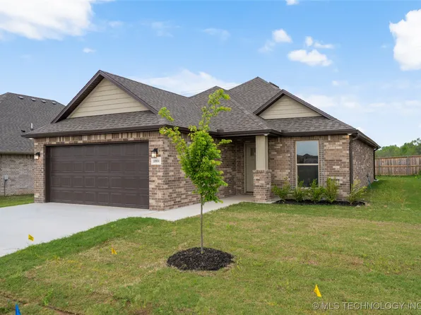 10804 S 274th Ave E, Coweta, OK 74429