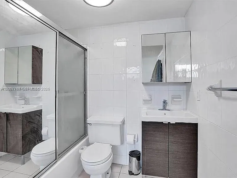 1545 Euclid Ave #3H — Photo 9