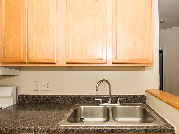 4th image of 1471 W Lawrence Ave #1