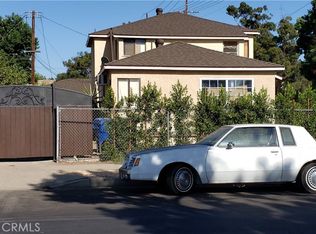 15733 Victory Blvd, Van Nuys, CA 91406