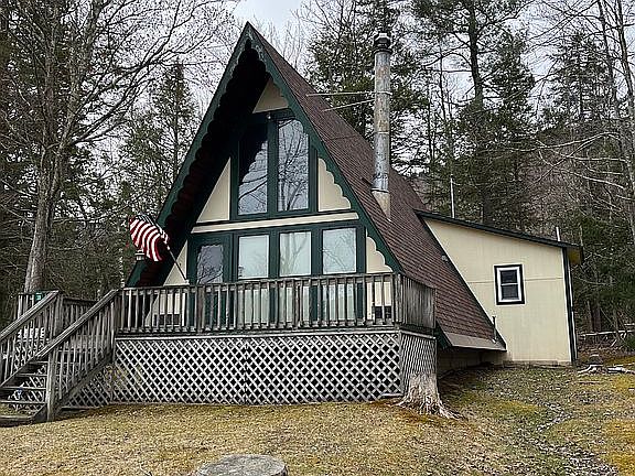 Dormer with second bathroom