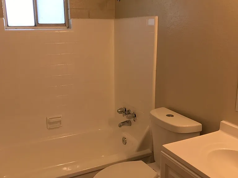Alexsi Apartments — Photo 13