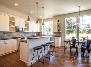 61594 Alstrup Rd, Bend, OR 97702