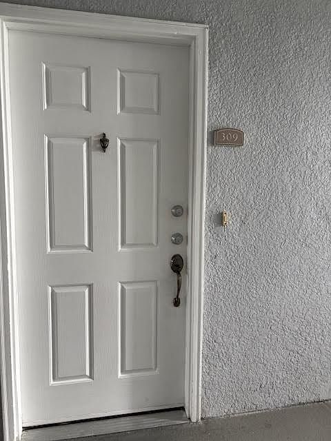 1st image of 5902 Lake Pointe Village Cir APT 309