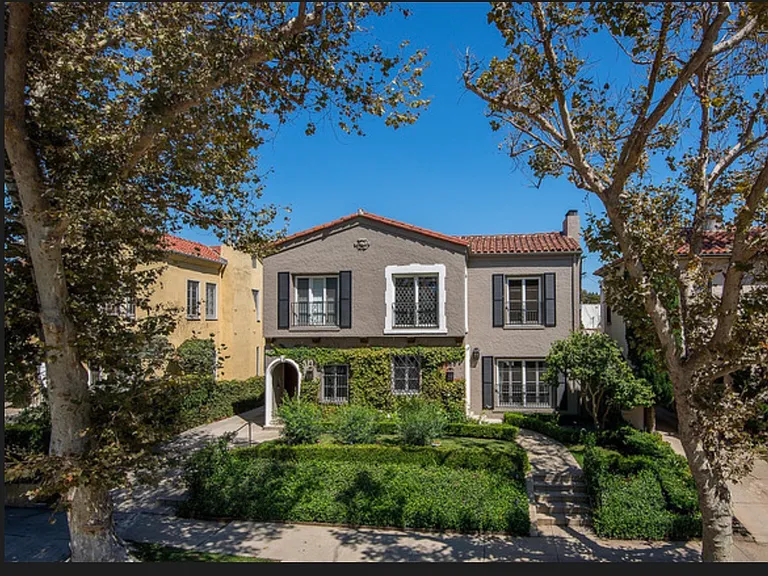 Front of duplex