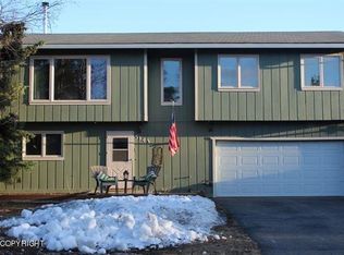 5143 Chilkoot Dr, Fairbanks, AK 99709