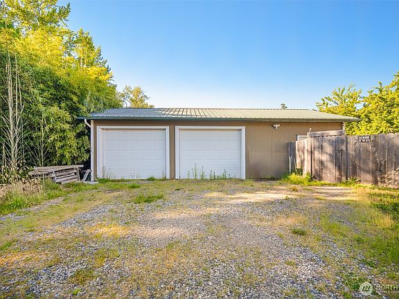 2nd image of 4230 Cody Road