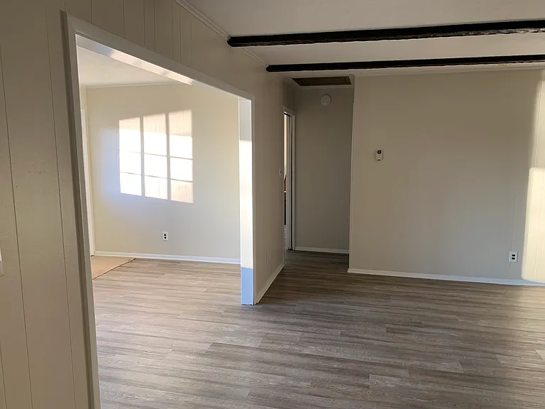 333 Squaw Trl — Photo 11
