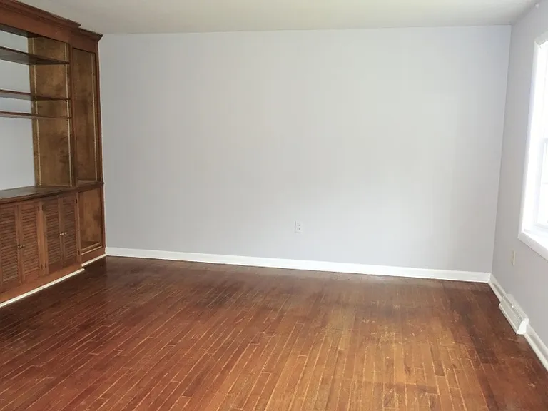 1656 Esbenshade Rd — Photo 15