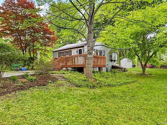2nd image of 10 Mount Green Road
