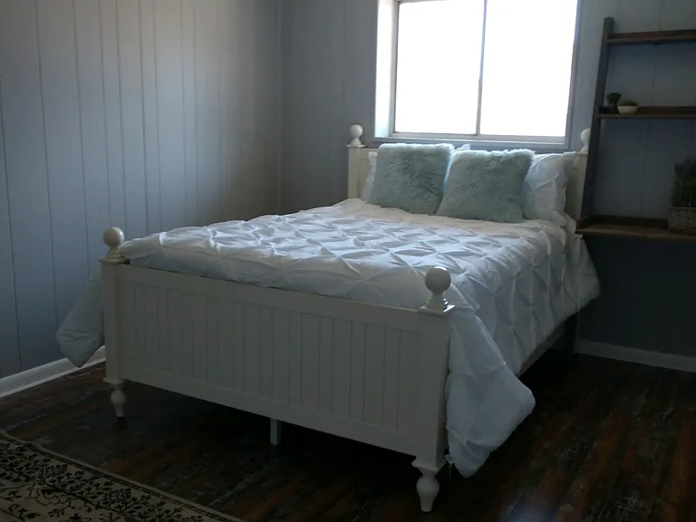 3317 Franklin Ave #7 — Photo 3
