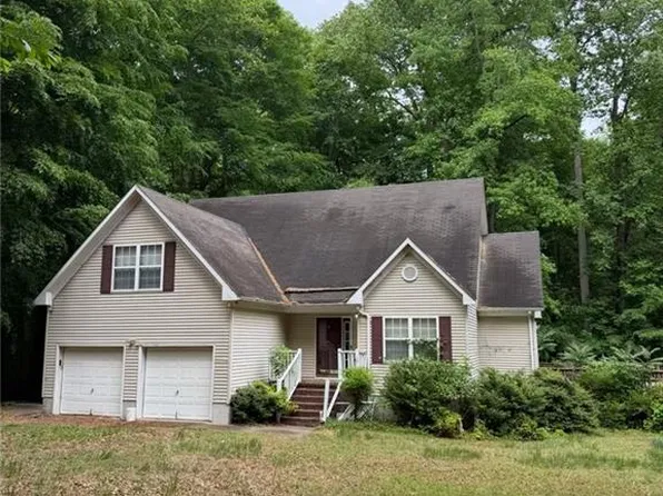 5216 Haynes Mill Ln, Gloucester, VA 23061