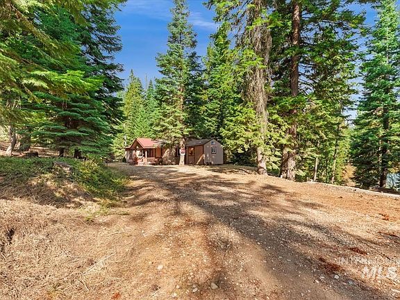4th image of 2 Snowbird Ln