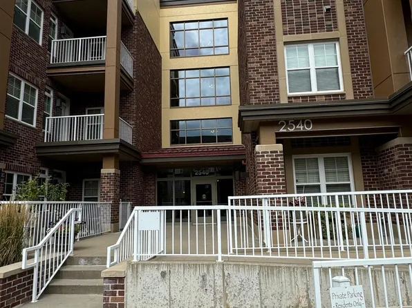 2540 38th Ave NE Unit 404, Saint Anthony, MN 55421