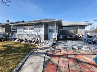 105 G St SE, Ephrata, WA 98823