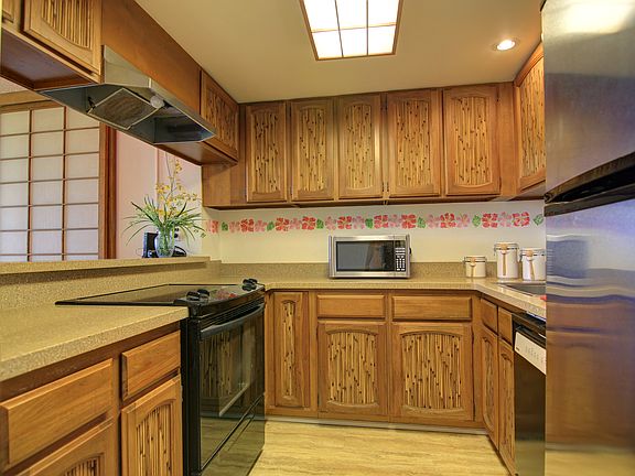 4th image of 2124 Awihi Pl APT 211