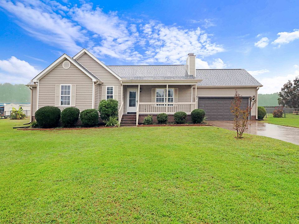 1st image of 302 Andrea Dr
