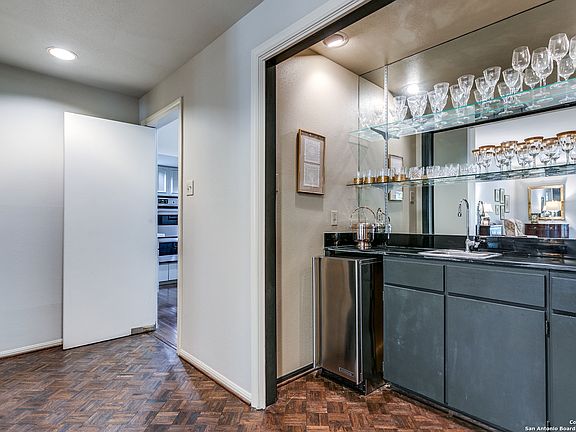4th image of 7731 Broadway #217